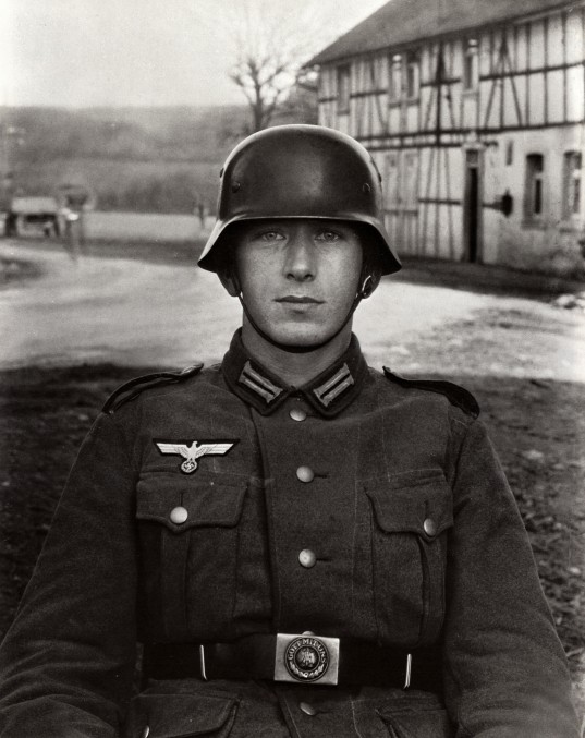2.-August-Sander-Soldier-c.1940